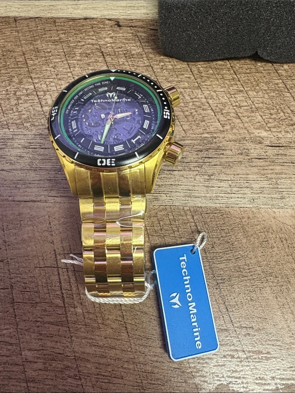 TechnoMarine Manta automatic watch